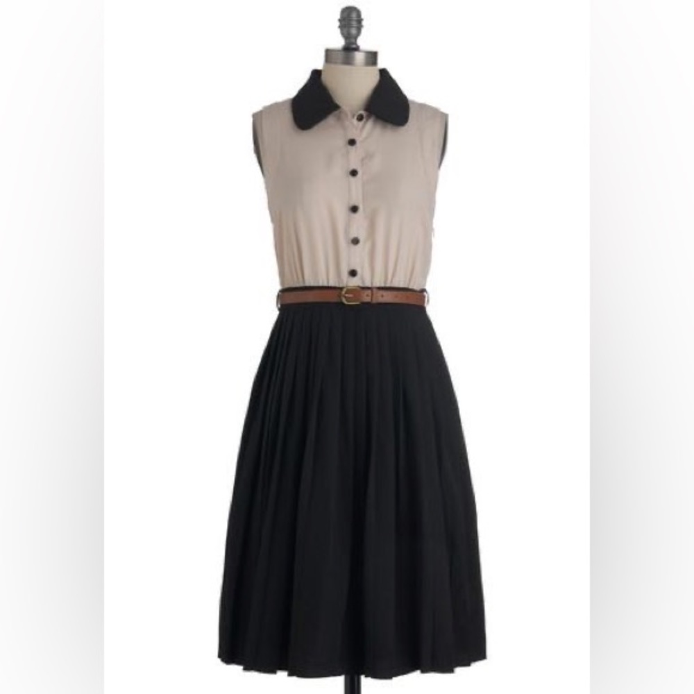 ModCloth (Freeway) pleated dress